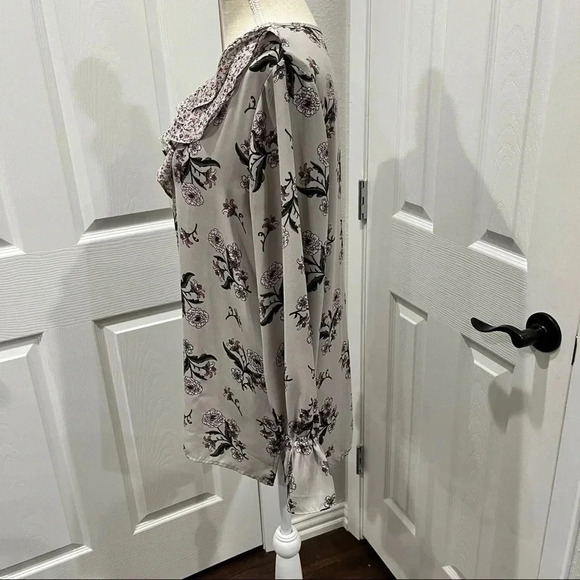 Loft Floral and micro floral ruffled v- neck polyester blouse - Picture 2 of 9